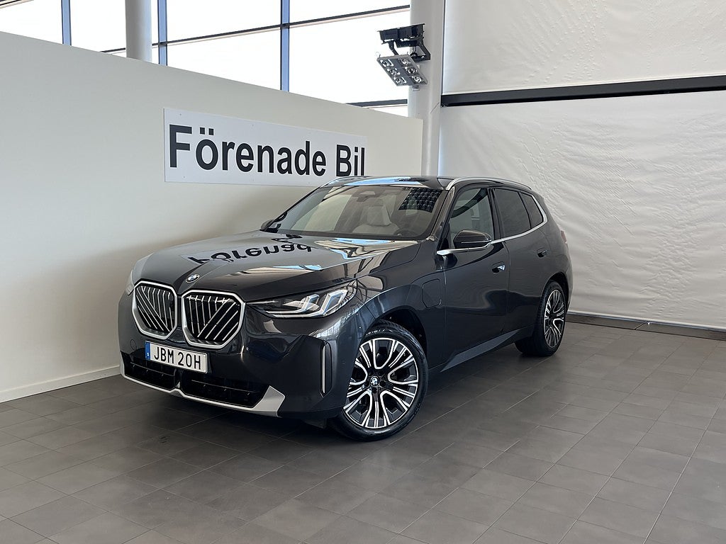 BMW X3 30e xDrive H/K Drag Adpt Farth Comfort Access Rattvärme