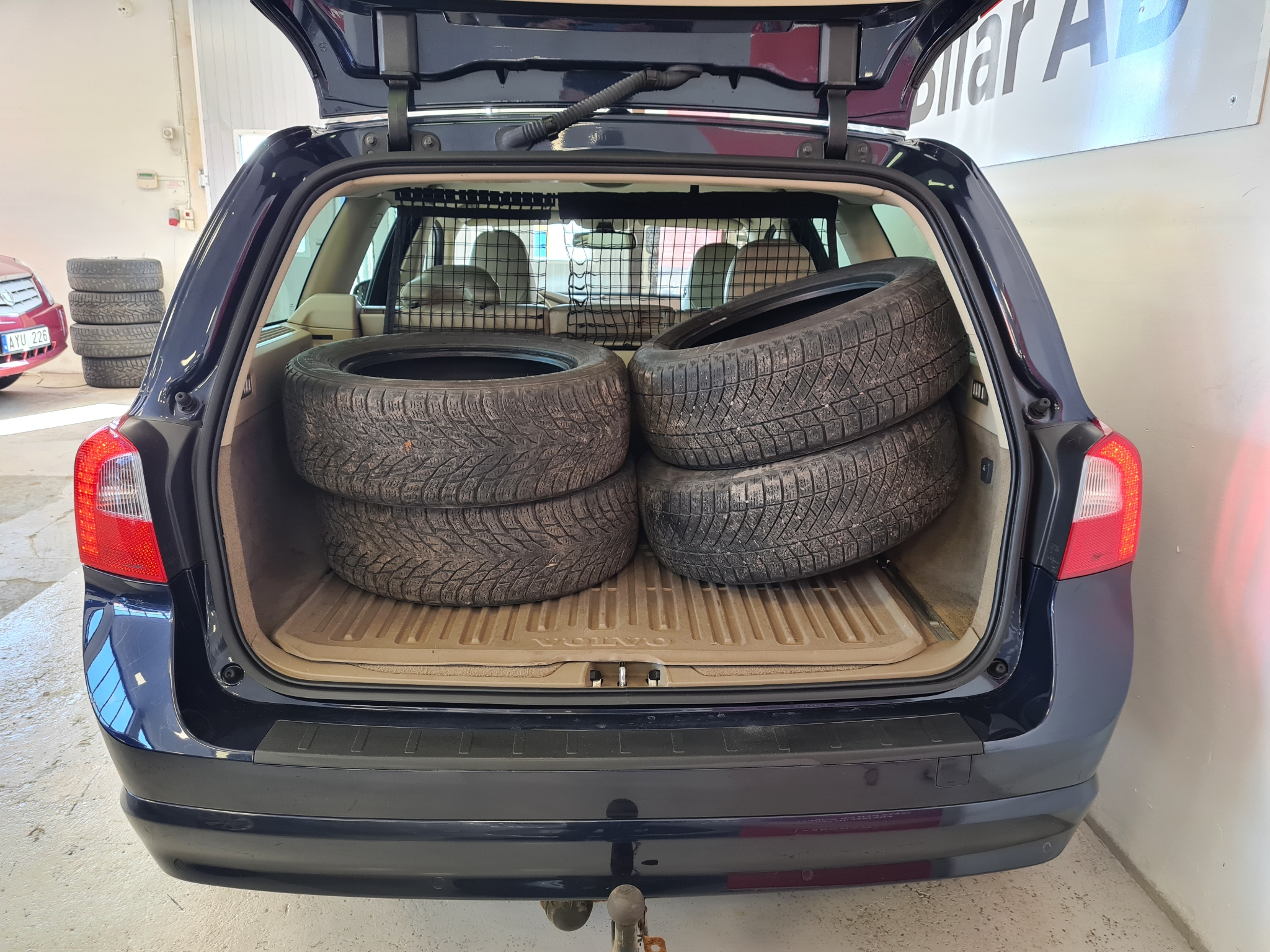 Volvo V70 2010, kuva 6/43