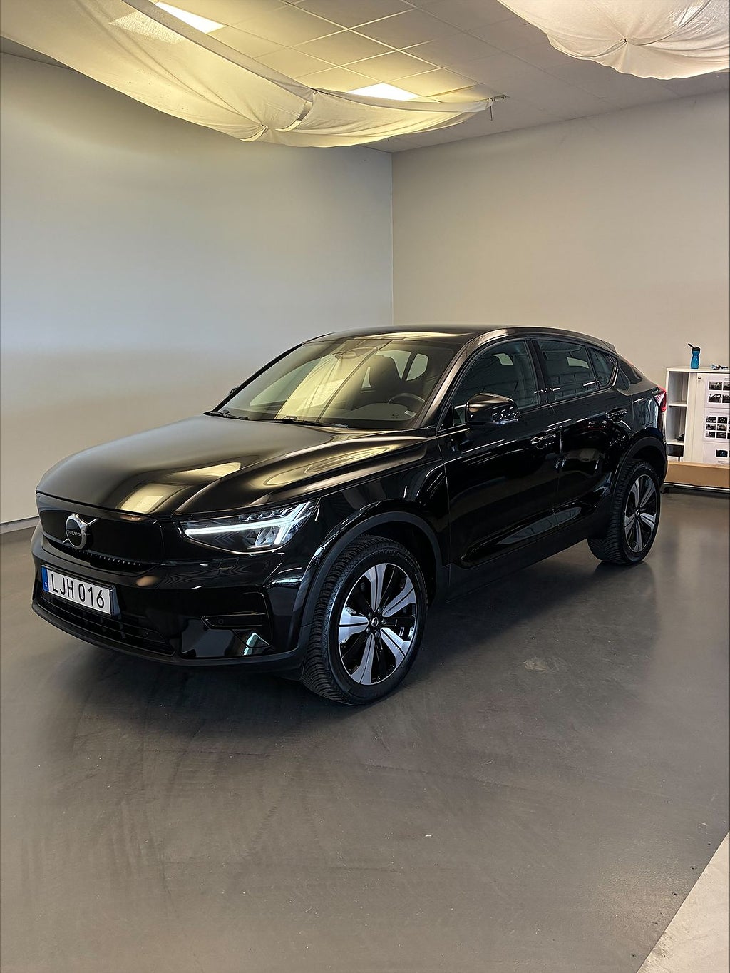 Volvo C40 Recharge Core/ Navigation/ Bakkamera /