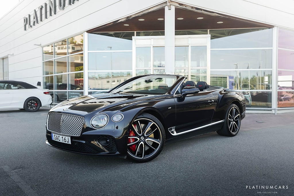 Bentley Continental GTC 4.0 V8 549hk / Kolfiber / Sv.Såld / Massage 