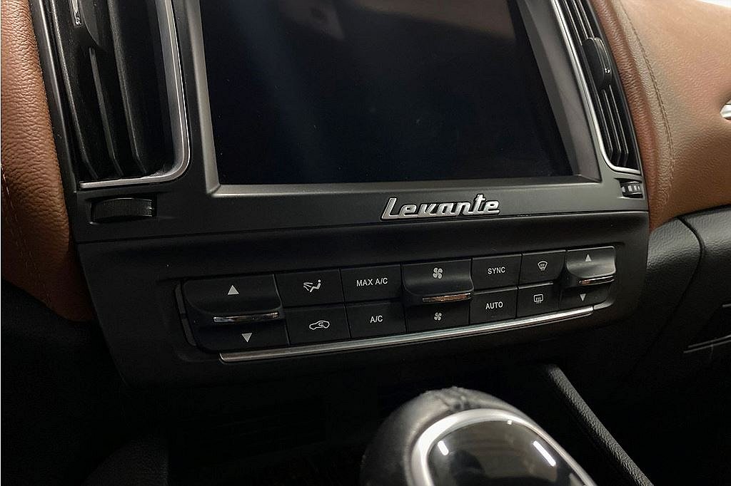 Maserati Levante S Automatisk, 430hk, Fr 2,95%, 12 mån garanti