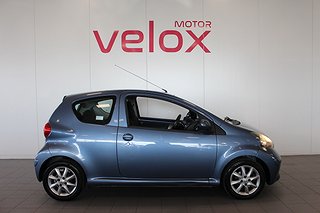 Halvkombi Toyota Aygo 3 av 13