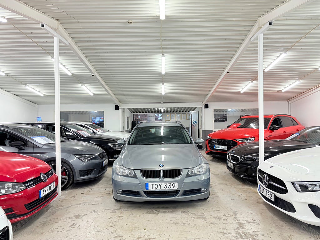 BMW 318 i / 129HK / KAMKEDJA / NYSERV / NYBES 