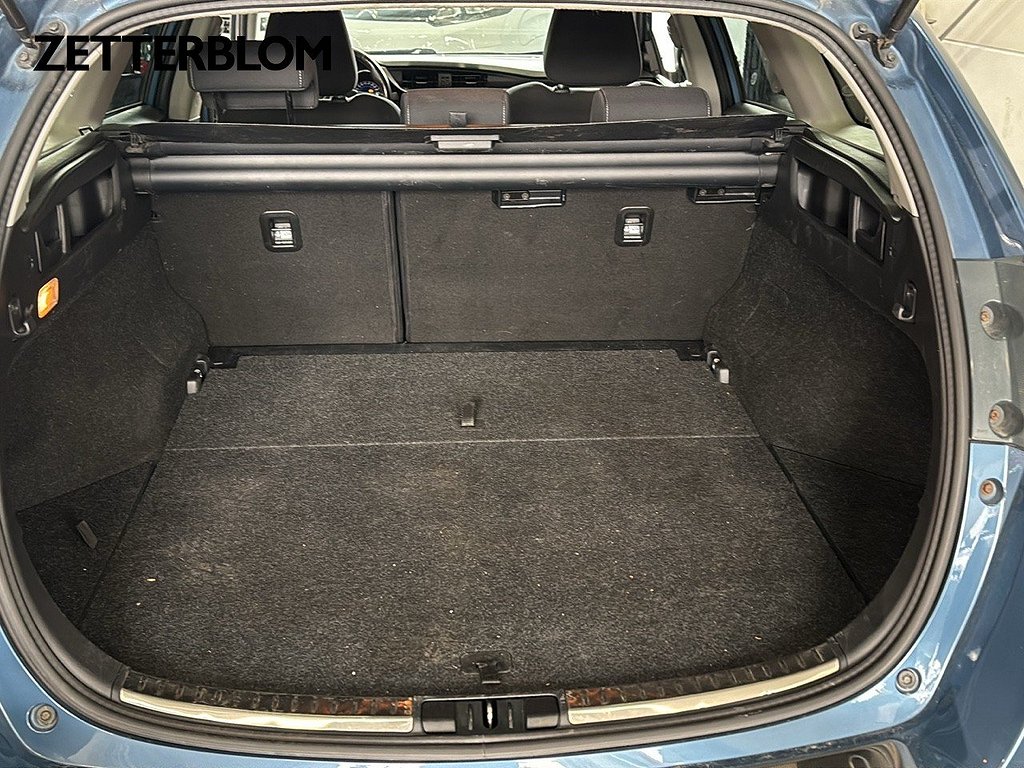 Kombi Toyota Auris 14 av 14