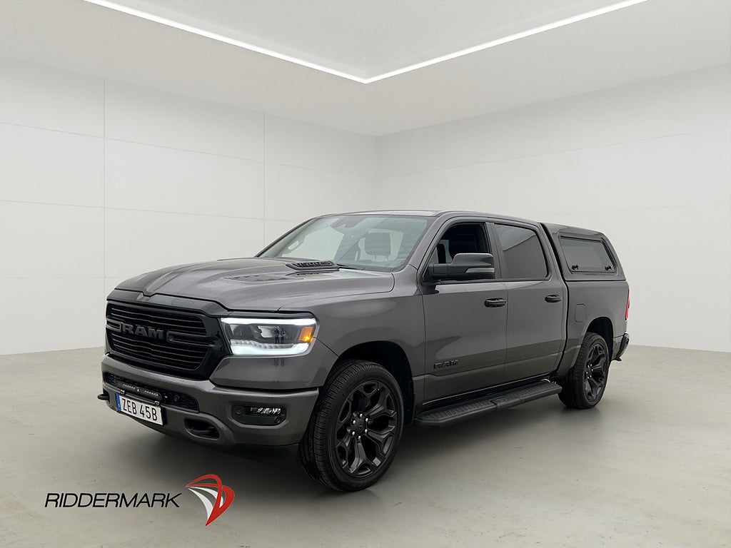 Dodge RAM 1500 Laramie Night 5.7 Drag H/K Släde Kåpa MOMS