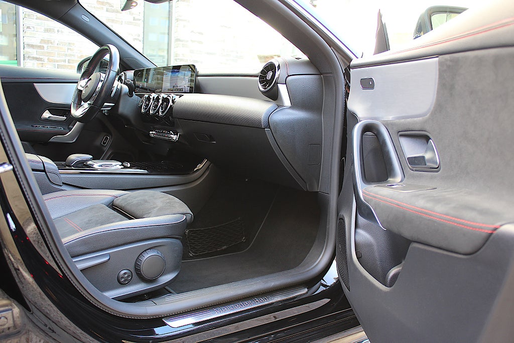 Mercedes-Benz CLA200 d 2020 - miniatyr 24