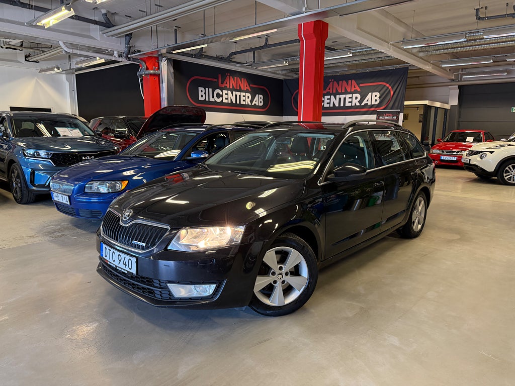 Skoda Octavia 1.6 TDI 1 ägare PDC Ny servad Kamrem bytt Bluetooth SoV