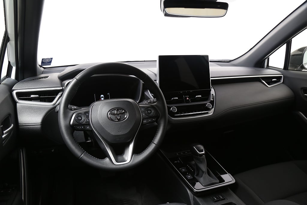 Toyota Corolla Cross 1,8 Hybrid E-CVT 140hk Style Kamera Leasbar 2025