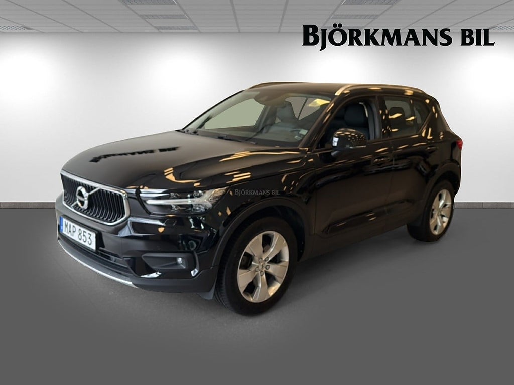 Volvo XC40 D4 AWD Momentum Intro E, BLIS, SKINN, P-VÄRM, B-KAMERA