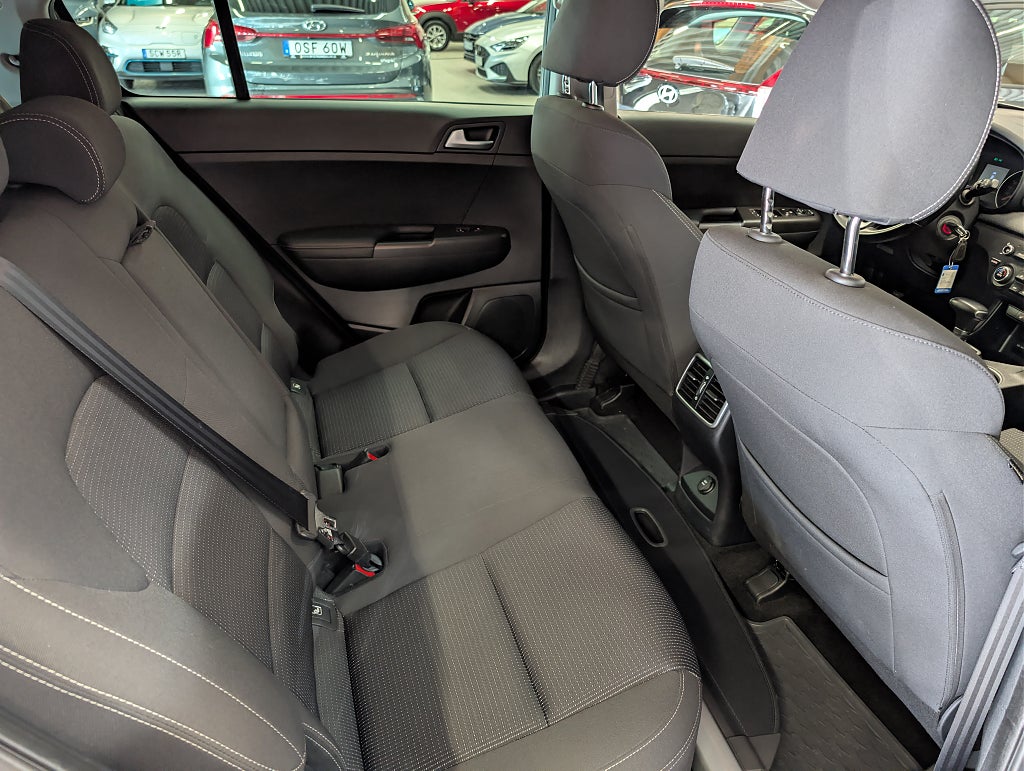 Kia Sportage 2.0 CRDi AWD Advance SoV thumbnail