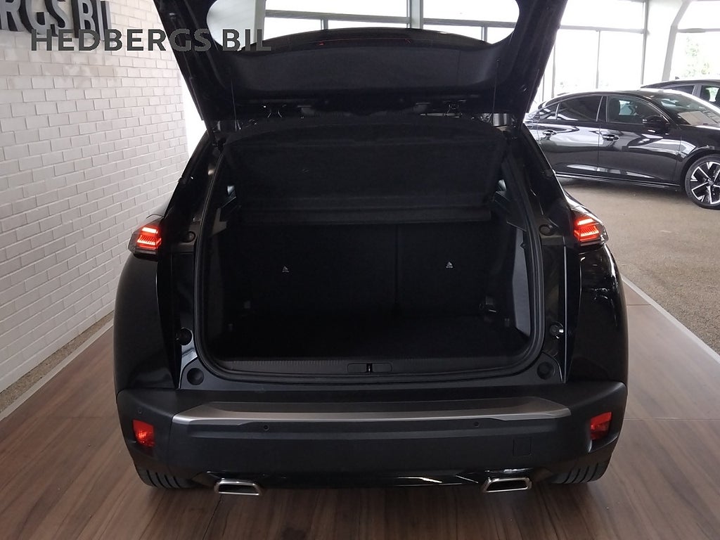 Peugeot 2008 1.2 PureTech 130 EAT GT thumbnail