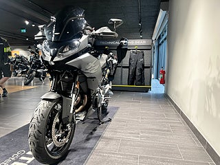 BMW F900XR 3,45%/Triple Black/Wunderlich/MRA/Fullutr.