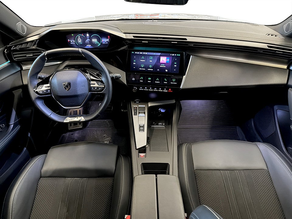 Bild på Peugeot 308 SW GT 1.2 PT 130hk Aut B-KAMERA ELSTOL CARPLAY