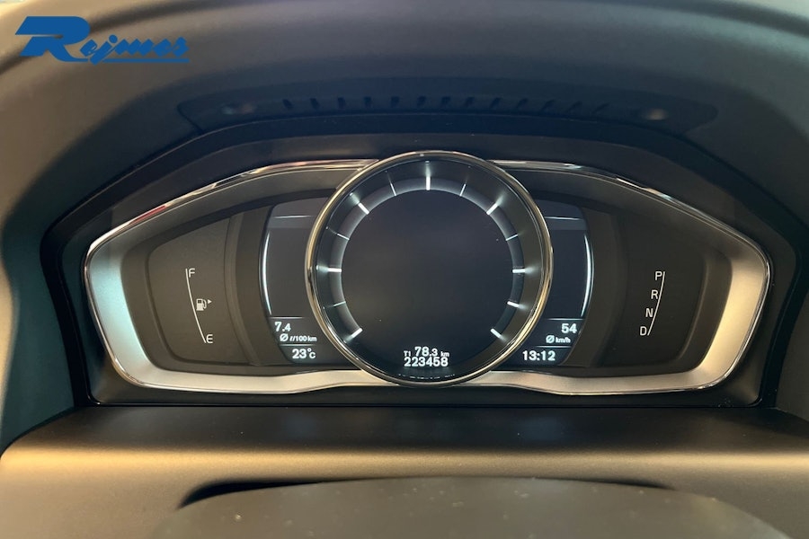 Volvo XC60 D4 AWD Classic R-Design 2017, bild 7/47