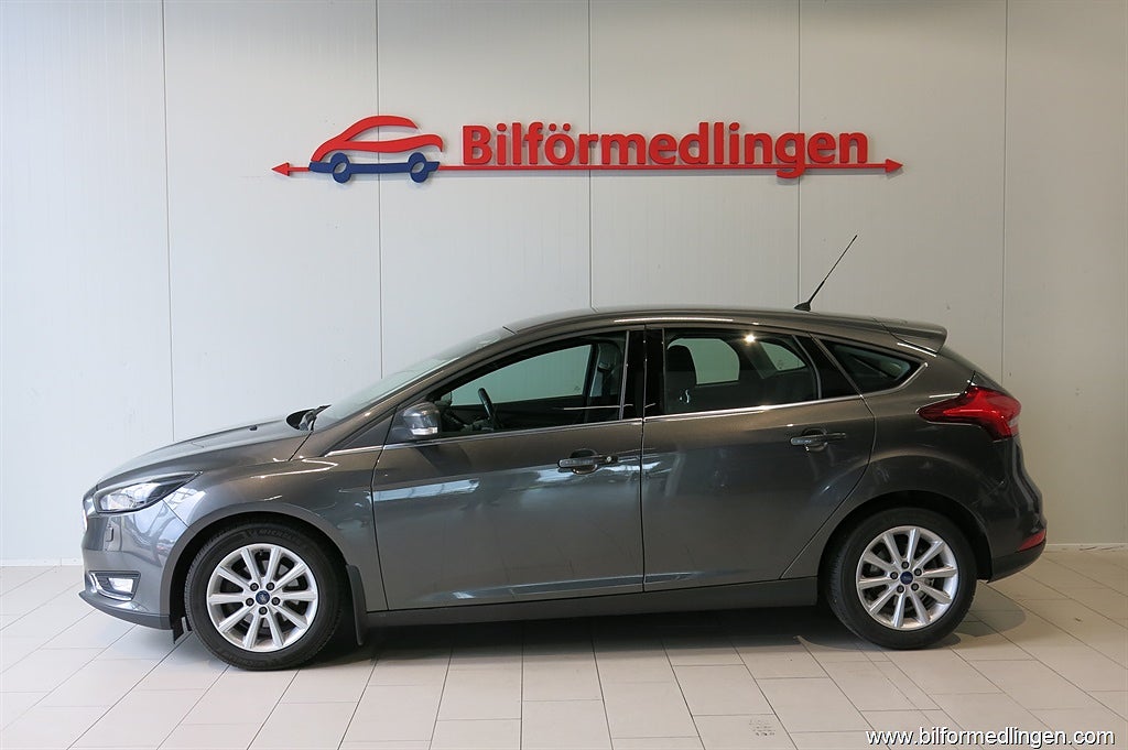 Ford Focus 1.0 100Hk Titanium ACC Vinterhjul Svensksåld