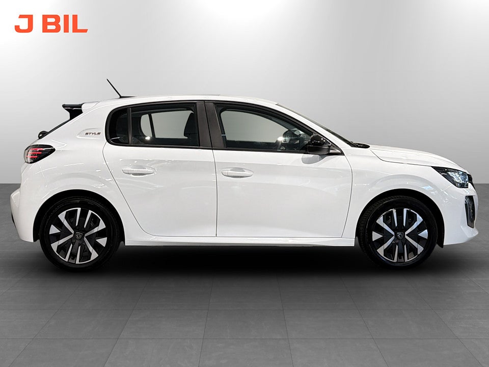 Bild på Peugeot 208 Style Hybrid 100hk Aut CARPLAY BACKSENSORER