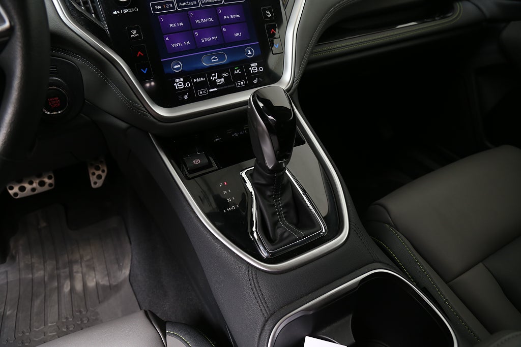 Subaru Outback 2,5 169hk XFuel Field AWD Aut StarTex Dragkrok 2021