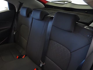 Halvkombi Kia Rio 15 av 21