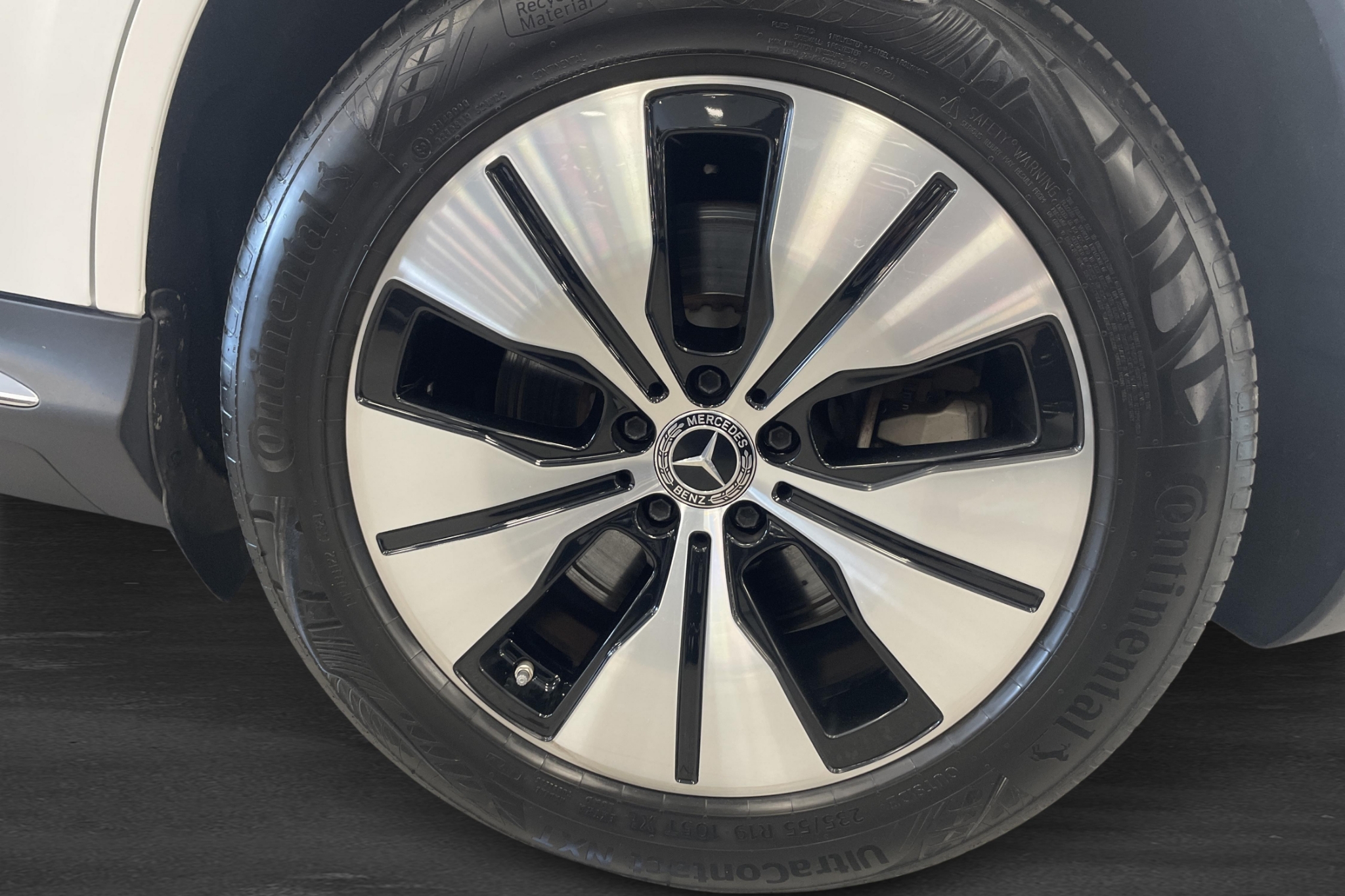 Mercedes-Benz EQC 400 4MATIC Euro 6 2023, bild 5/32
