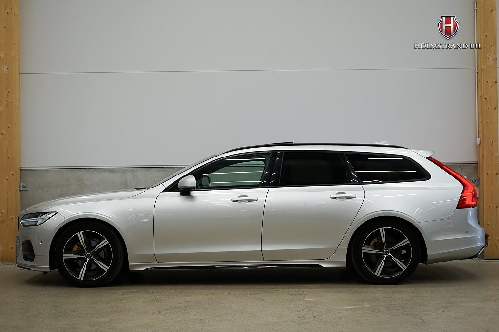 Volvo V90 D4 R-Design K-rem bytt Pano Drag HUD Dvärm Elstol Bkam