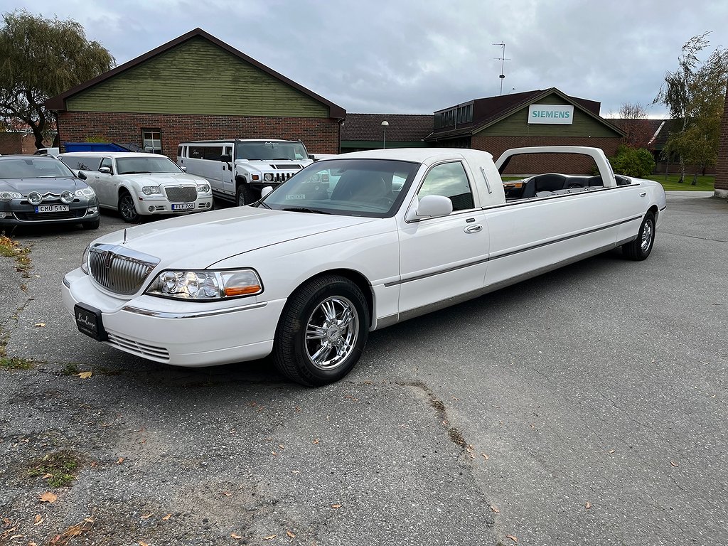 Lincoln Town Car Limo Stretch Cab Limousine SUPER SPECIAL 