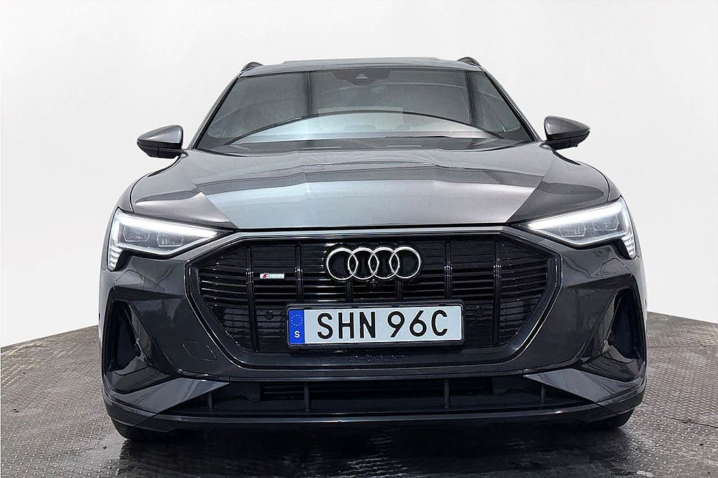 Audi E-Tron 55 Quatt S Line Drag Pano Navi 360 B&O CCS 408hk