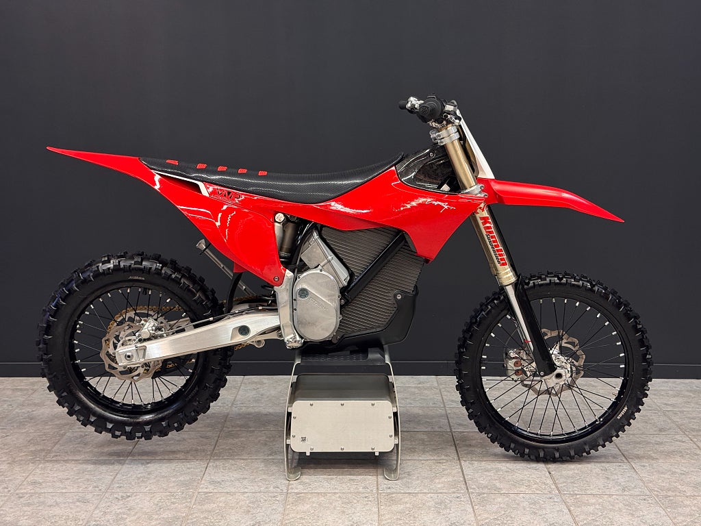 Stark Varg MX 80hk 2025 | Garanti till 2027-07 | Kumlins fjädring | 39