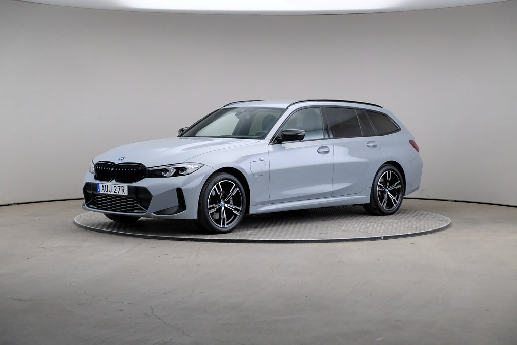 BMW 330e Series 3 292hk xDrive M Sport