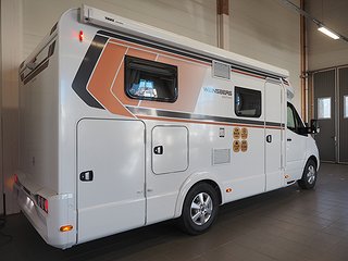 Husbil-halvintegrerad Weinsberg CaraCompact 640 MEG Pepper edt 4 av 15