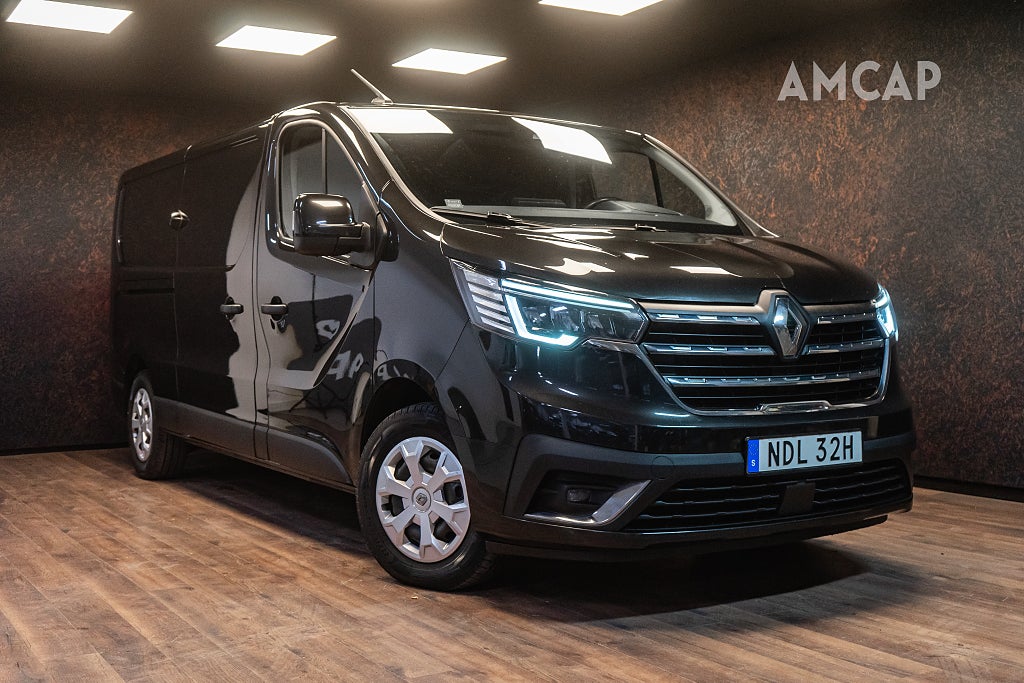 Renault Trafic 2.0 dCi 150 | MOMS | Inredning | Värmare | 2207 kr/mån