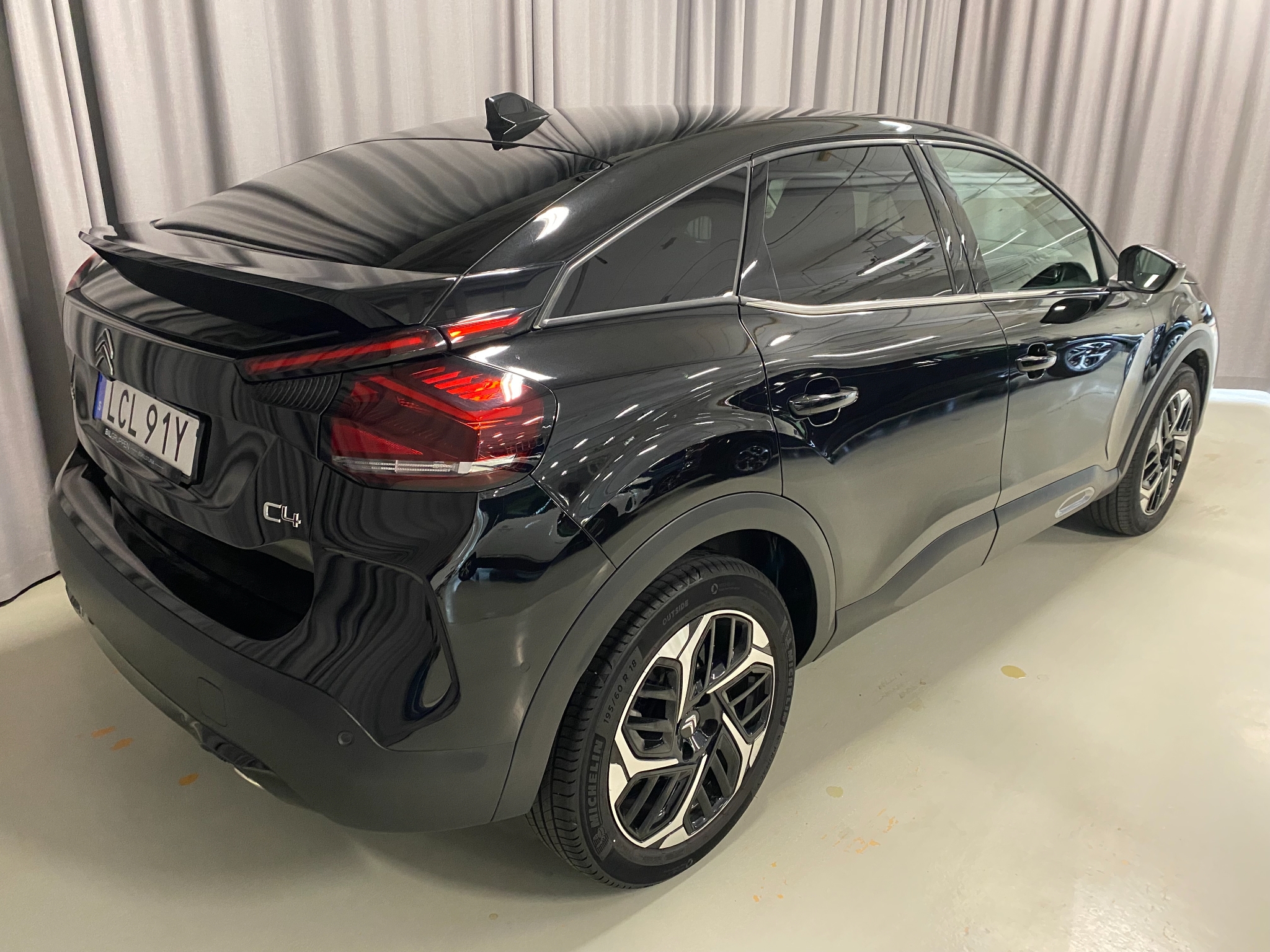 Citroen C4 Shine 130hk Automat 2023, kuva 5/10