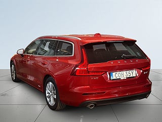 Volvo V60 D4 AWD Aut Momentum Adv Kamera/Drag/BLIS/Pvärm/MoK/Psen bakifrån