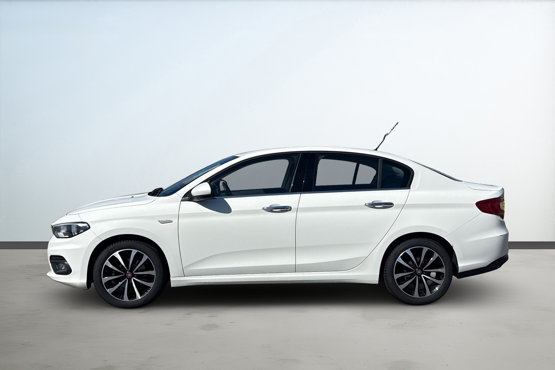 Fiat Tipo 2016, bild 2/51