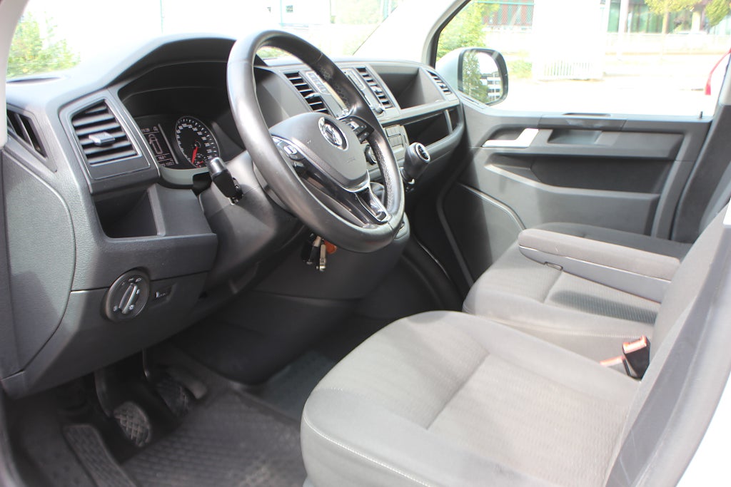 Volkswagen Caravelle 2016 - miniatyr 8