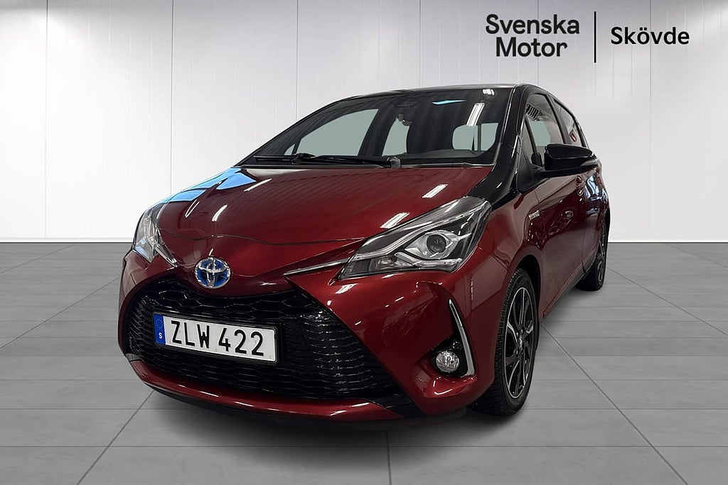 Toyota Yaris Hybrid e-CVT, 101hk, Selection Panorama Nyservad 1 äg...