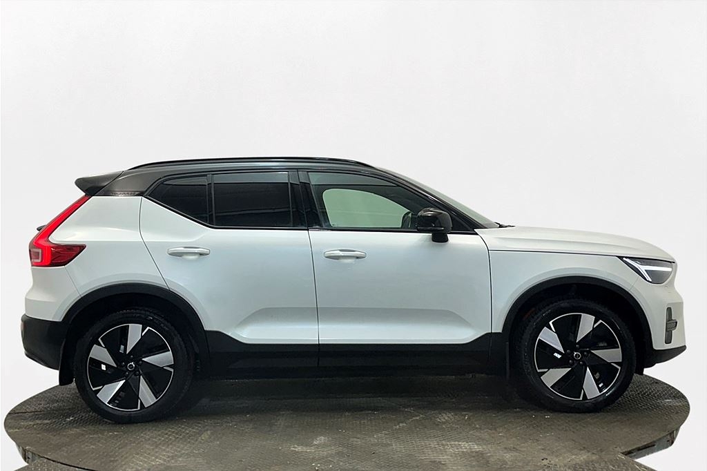 Volvo XC40 2024, bild 6/48
