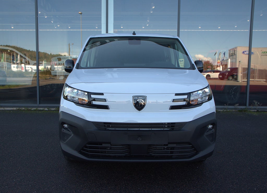 Peugeot Partner Crew Cab 5-sits 130hk Automat