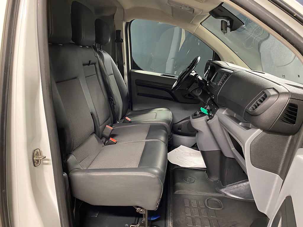 Bild på Opel Vivaro PRE L2 2.0 Diesel 177hk AUT