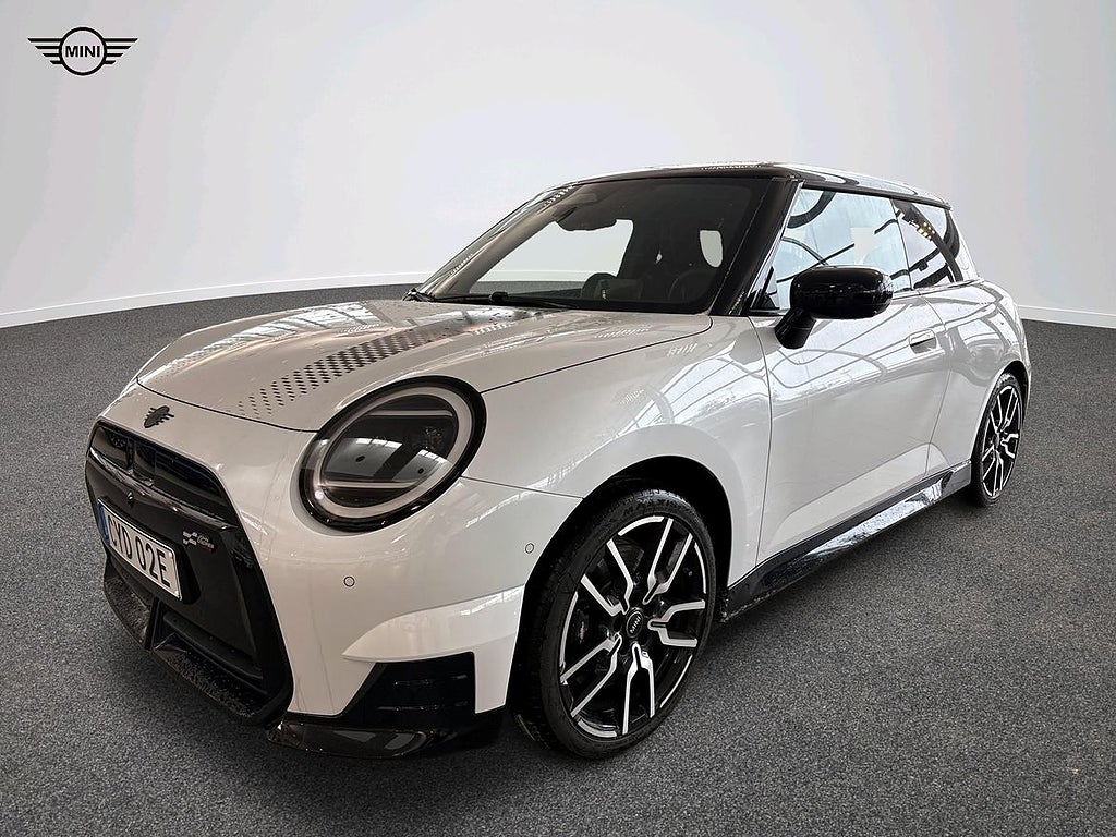 MINI Cooper SE JCW Trim, Paket XL