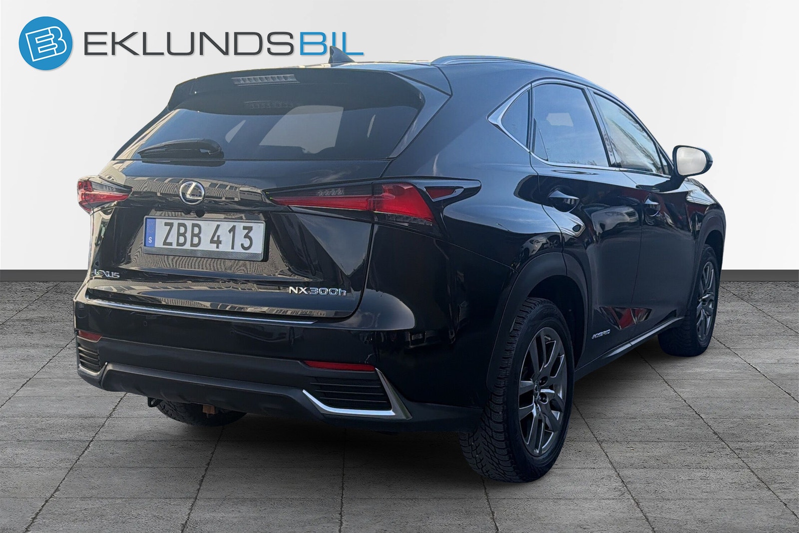 Lexus NX 300h AWD 2.5 AWD E-CVT Executive läder Navi Adaptivfart 2018 - miniatyr 5