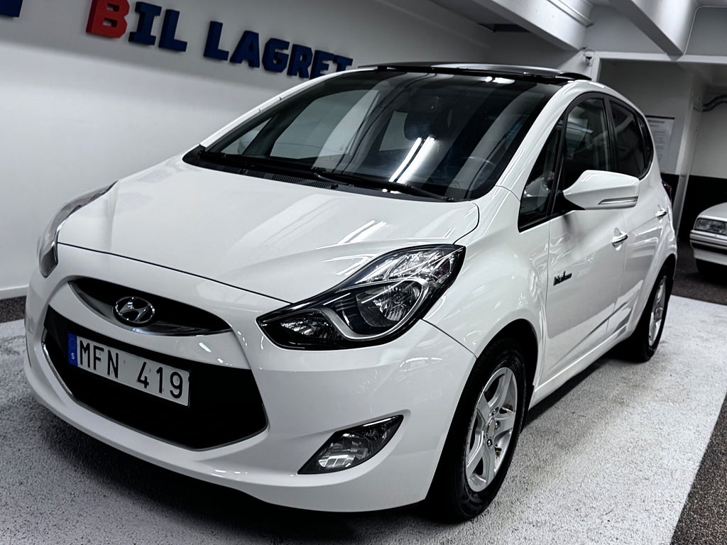 Hyundai ix20 1.6 CRDi blue Style Edition/Pano/Drag/2-Ägare