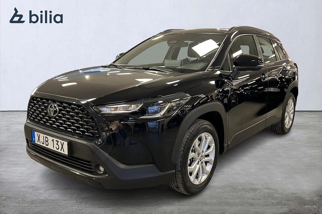 Toyota Corolla Cross Hybrid 1,8 Active Plus Värmare Nyservad