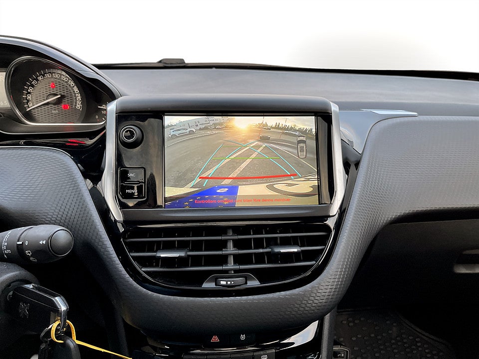 Bild på Peugeot 2008 GT 1.2 PT 110hk Aut - B-KAMERA,PANO,DRAG