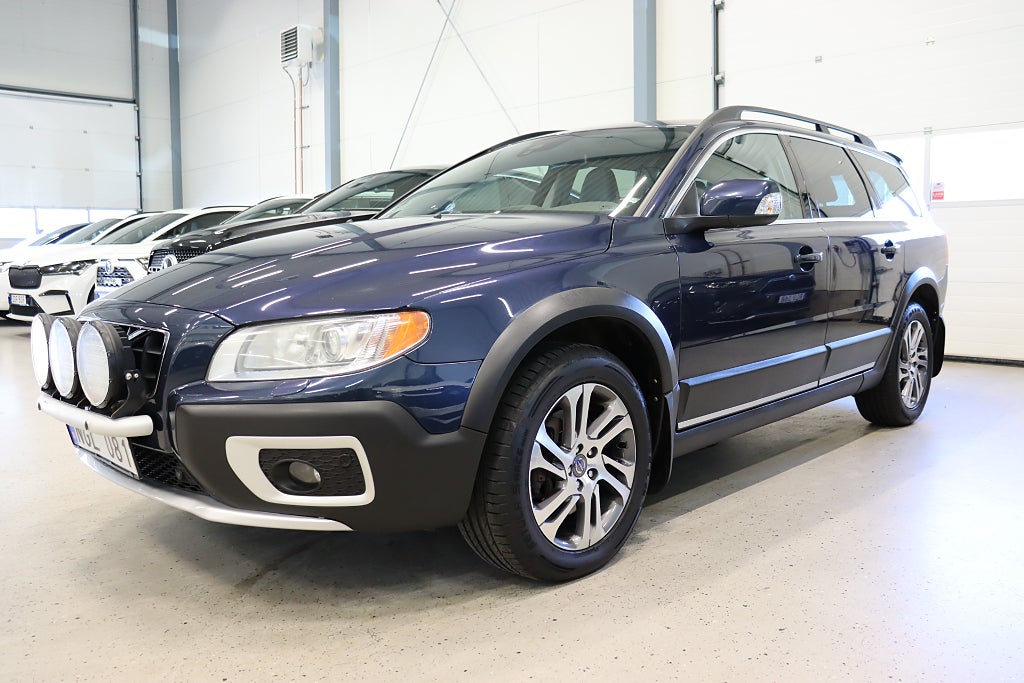 Volvo XC70 D4 AWD Drag Skinn Värm Navi Taklucka Kamrembytt 163 hk