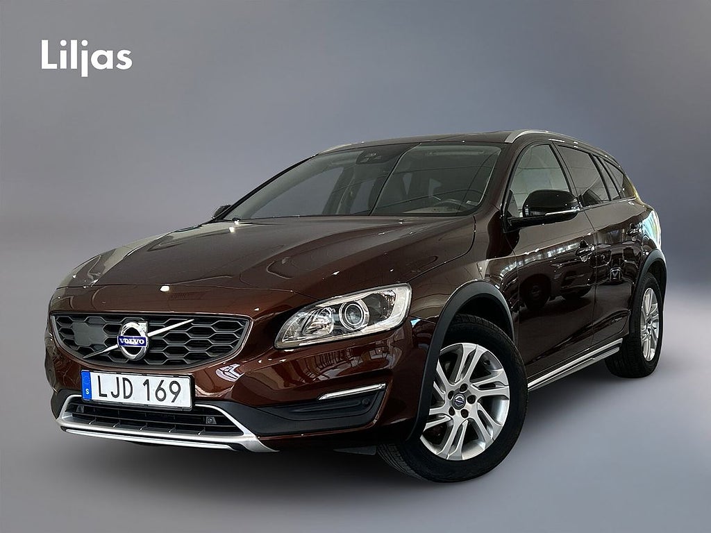 Volvo V60 Cross Country D4 AWD Summum BE PRO//Adaptiv farthållare//