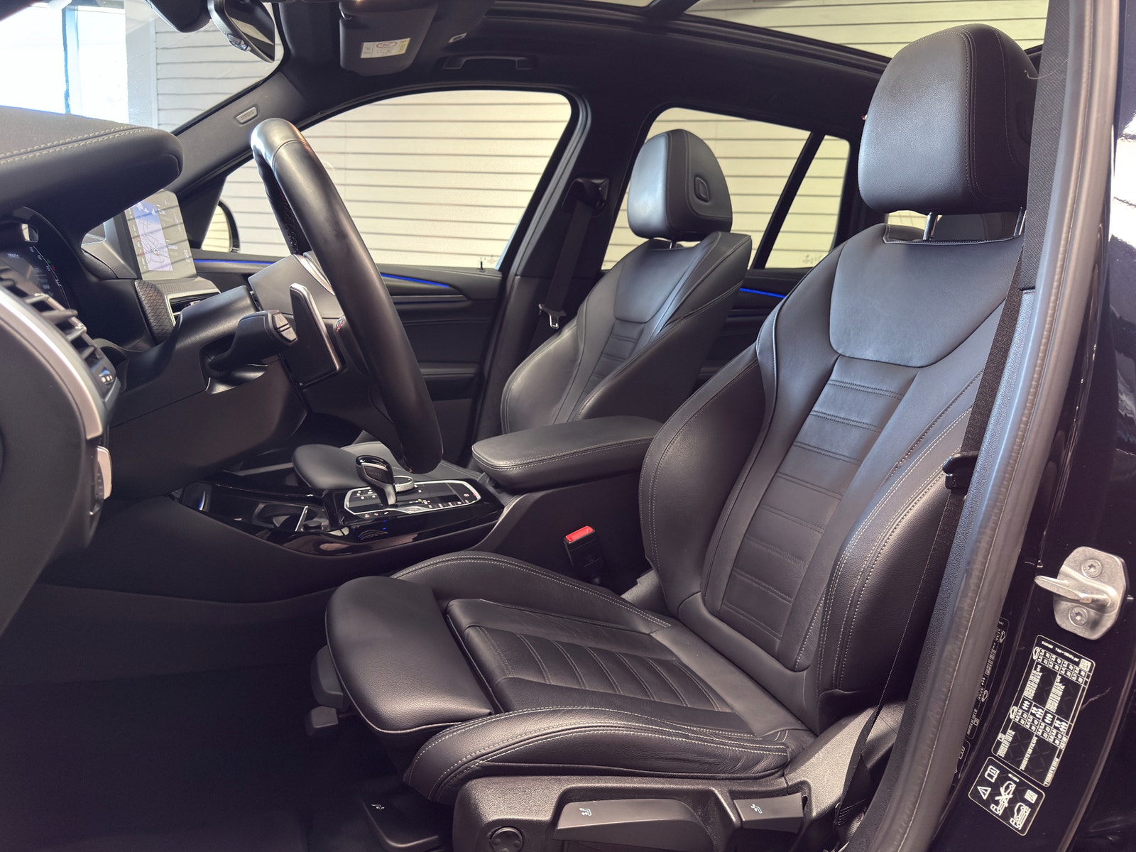 BMW X3 M40d 340hk | Drag | Panorama | Värmare 2022 - miniatyr 15