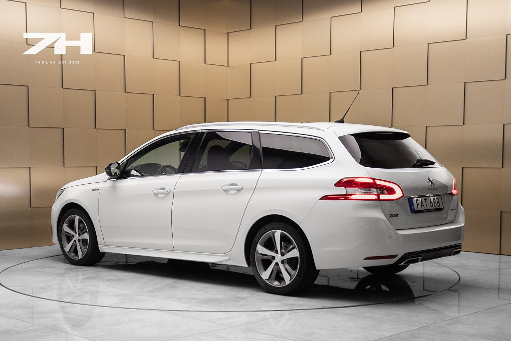 Peugeot 308 sw 1.2 PureTech 130 EAT GT-Line / Pano / Massage / Kamera