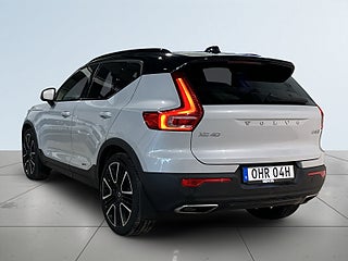 Volvo XC40 D4 AWD Geartronic R-Design Drag H/K Pvärm Pano GPS SoV bakifrån
