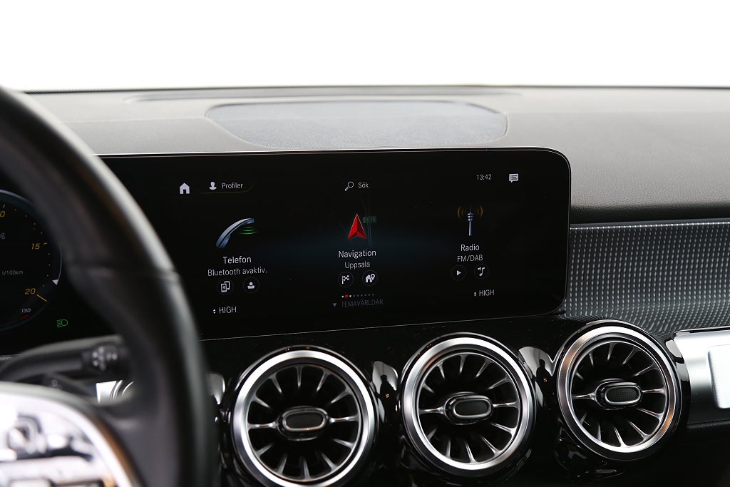 Mercedes-Benz GLB 200 d 4MATIC 8G-DCT Premium Panorama Drag 7-sits 2023