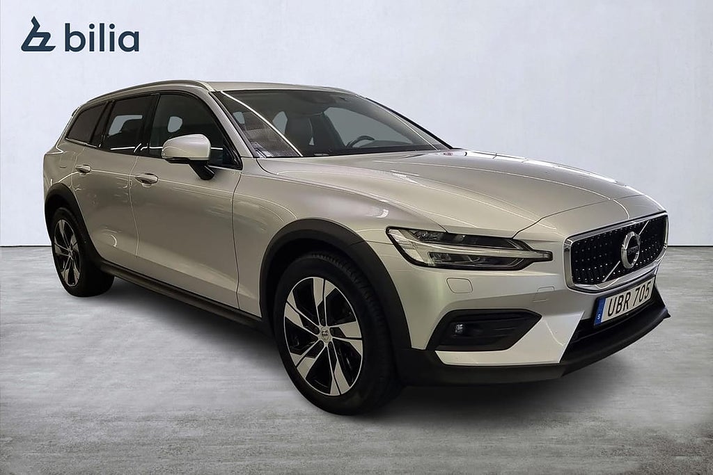 Volvo V60 Cross Country B4 AWD Diesel Adv SE I Navigation...